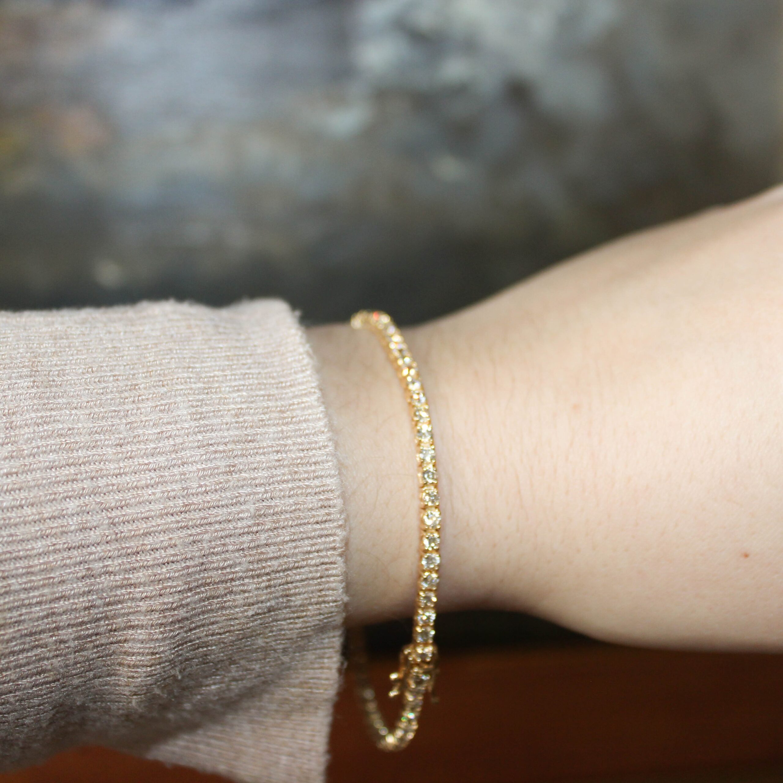 gold tennis bracelet