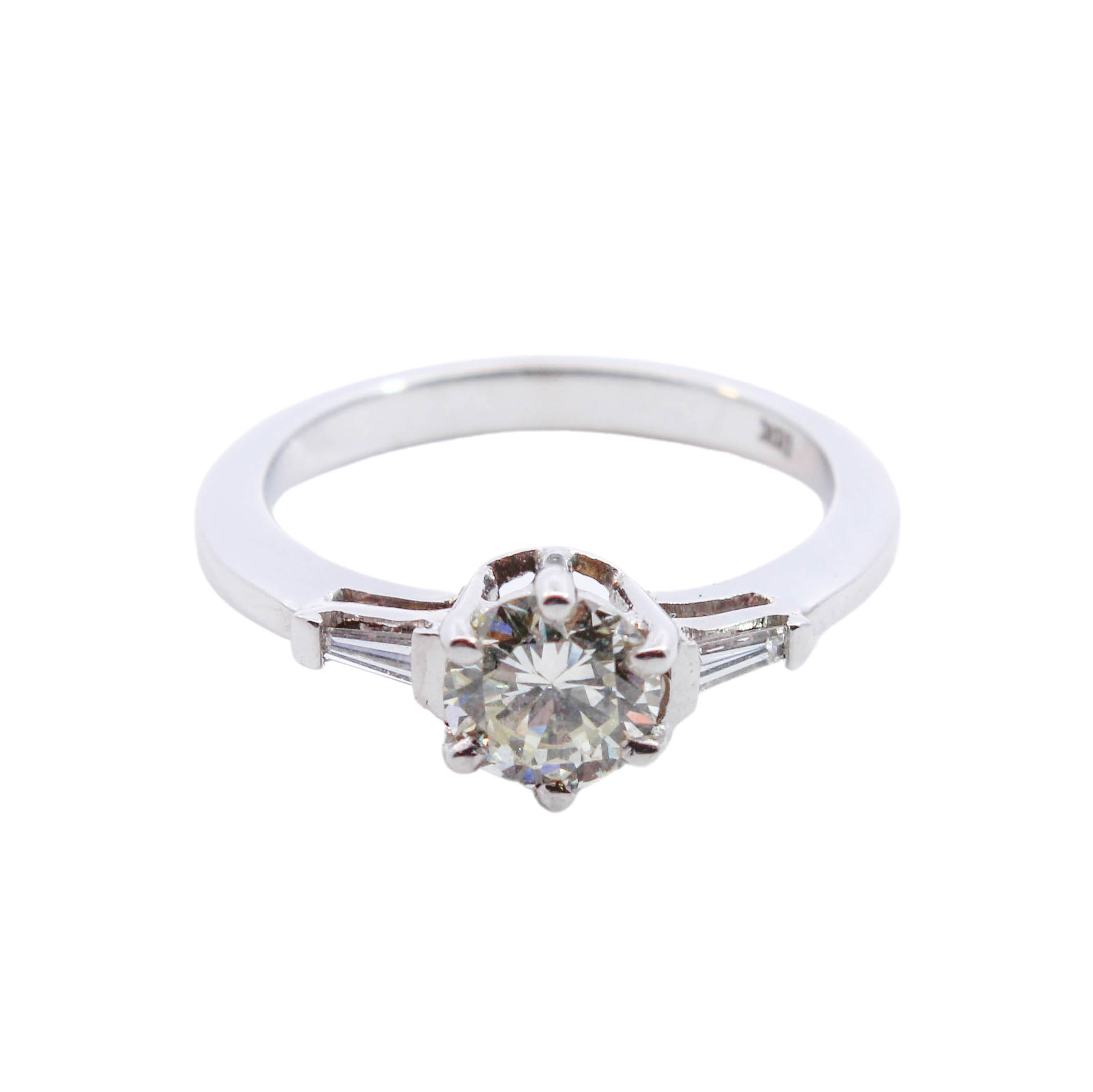 Oval Moissanite Ring , Moissanite Engagement Rings