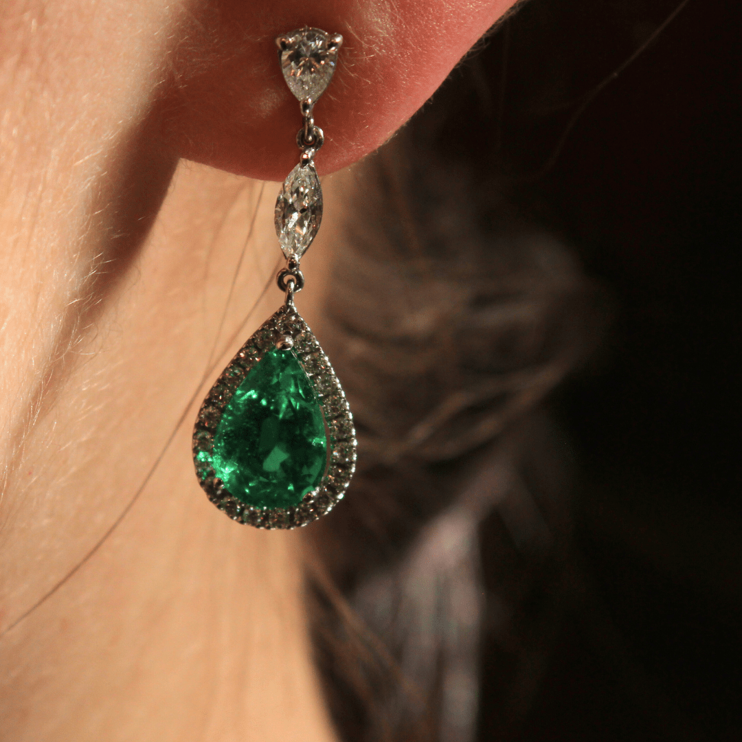 emerald-drop-earrings