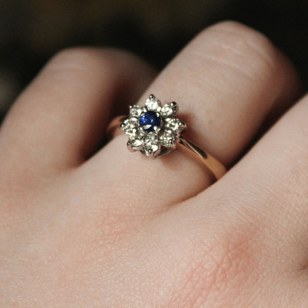 floral-sapphire-ring