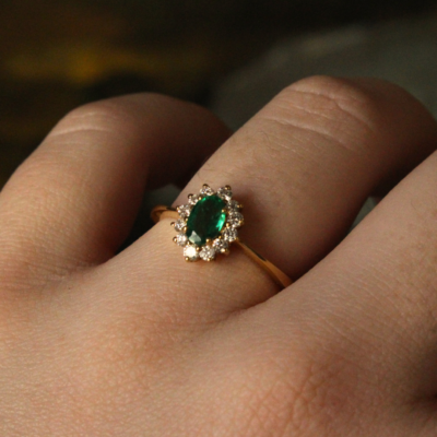 18K Yellow Gold Floral Diamond & Emerald Ring - Image 2